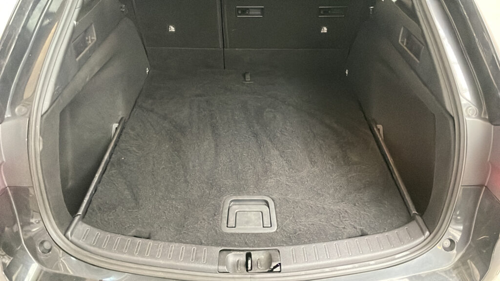 Toyota Corolla 1.8 Icon Tech Hybrid